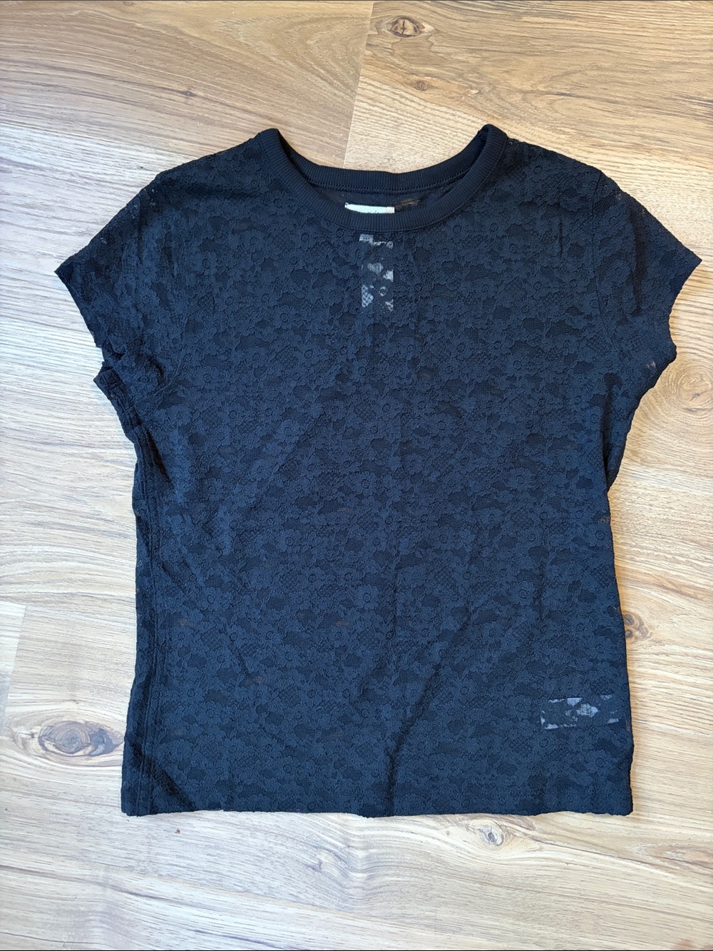 aerie Black Floral Lace Short Sleeve Tee
